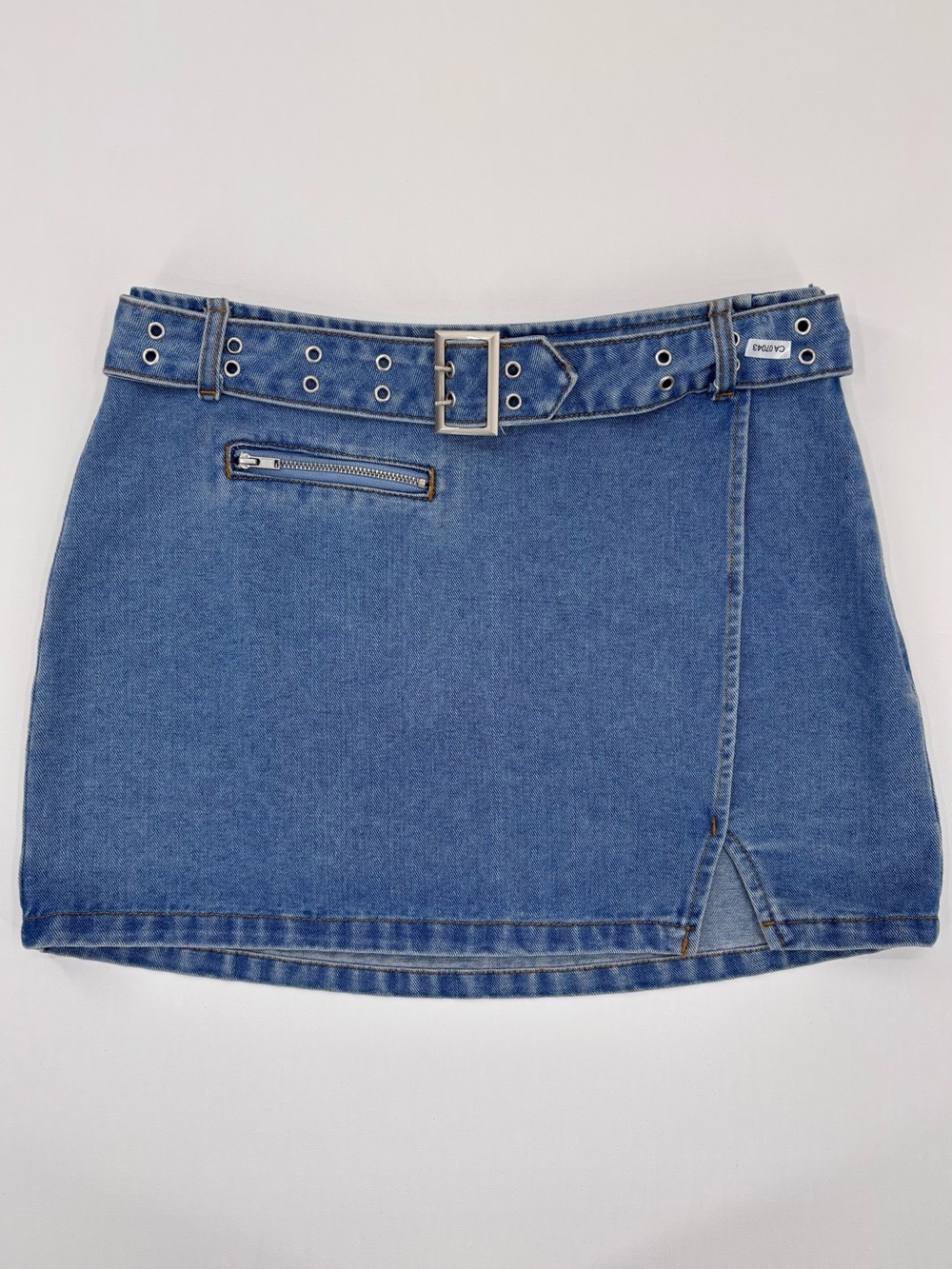 Le Lis NWT Blue Denim Mini Skirt with Grommet Belt, Small
